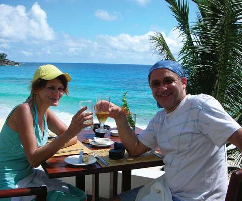 Andrew Don and wife Liz from Holidaysplease.jpg