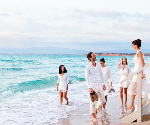 Sani_Dunes_entertainment_01.jpg
