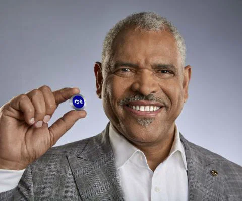 Arnold Donald ocean medallion2.jpg