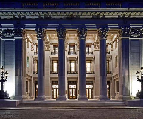 Four-Seasons-Ten-Trinity-Square.jpg