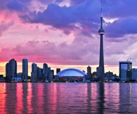Toronto-Skyline-740x493.jpg