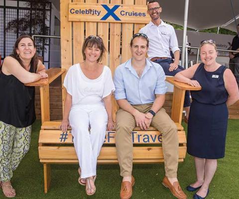 TTG-LUXURY---Giant-Chair.jpg