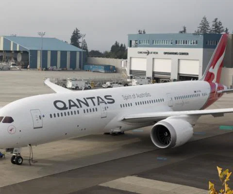 Qantas Boeing 787-9.jpg