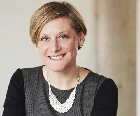 Victoria Bacon, Abta