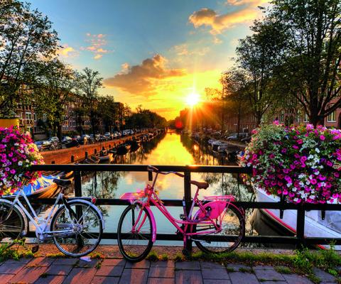 Amsterdam.jpg