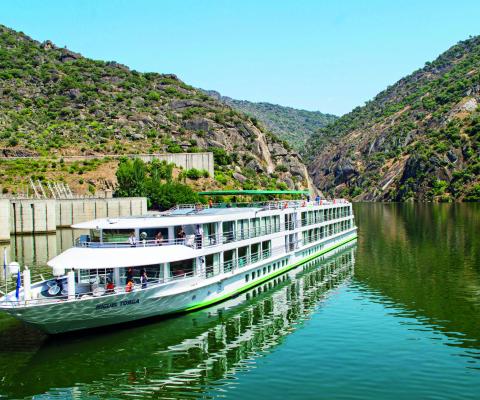CroisiEurope_Miguel_Torga.jpg