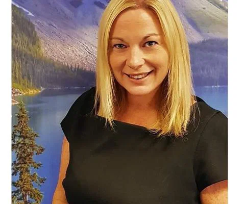 Janet Parton.jpg