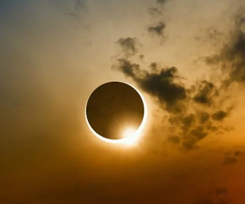 Wendy_Wu_eclipse_pic.jpg
