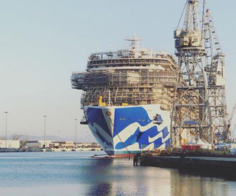 Sky Princess under construction