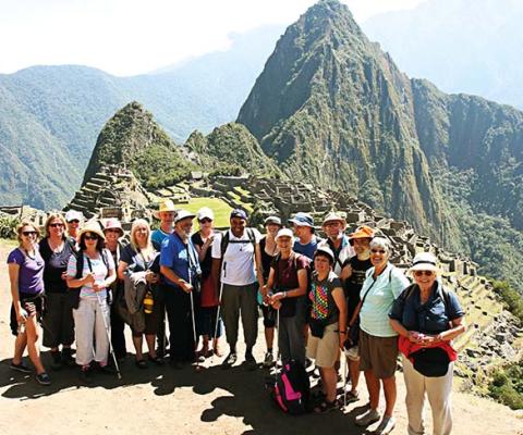 Group photo in Peru.JPG
