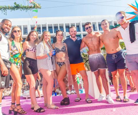 Party_Hard_Travel1.jpg