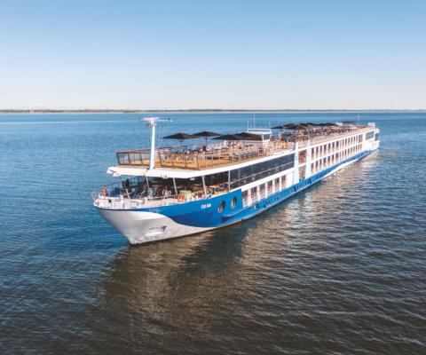 Tui_river_ship_Tui_Isla.jpg