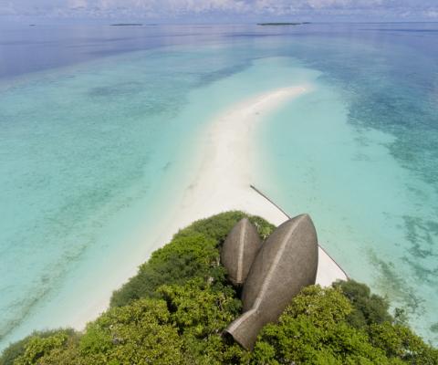 56A_MV0_dhigalisandbank_001001.jpg