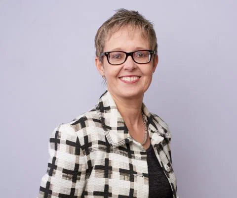 Lynne_Embleton_Aer_Lingus_IAG.jpg