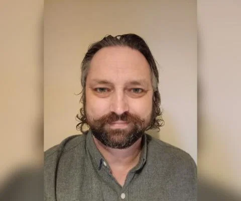 Danny Giles, who has 30 years' travel industry experience, launched the Facebook group to help people return to the travel industry