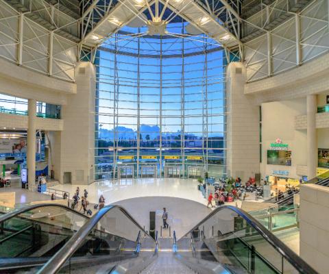 Lisbon_Airport1.jpg