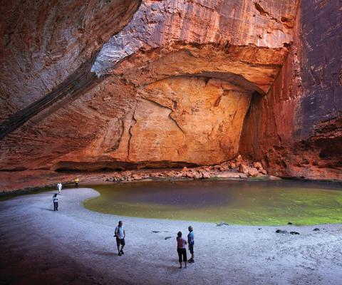 a-au-wa-kimberley-cathedral-gorge-c933yf-a-exp-26-02-23-low-res.jpg