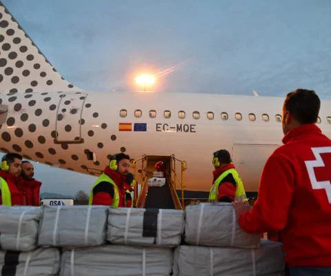 Vueling_earthquake_support.jpg