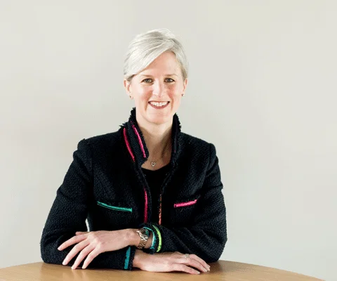 Sonia-Davies-Scott-Dunn-CEO.gif