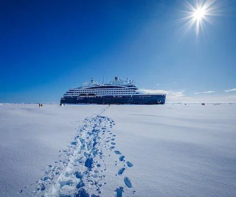 ship-7794934_1280.jpg