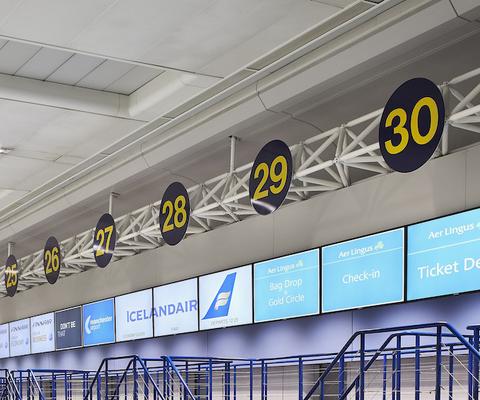 mag-manchesterairport--reghuftoncrow-099.jpg