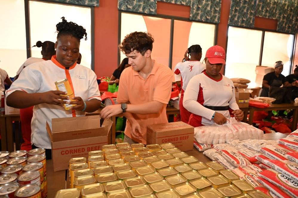 RIU Hotel & Resorts employees helping prepare aid packages after Hurricane Melissa RIU Hotel & Resorts employees helping prepare aid packages after Hurricane Melissa