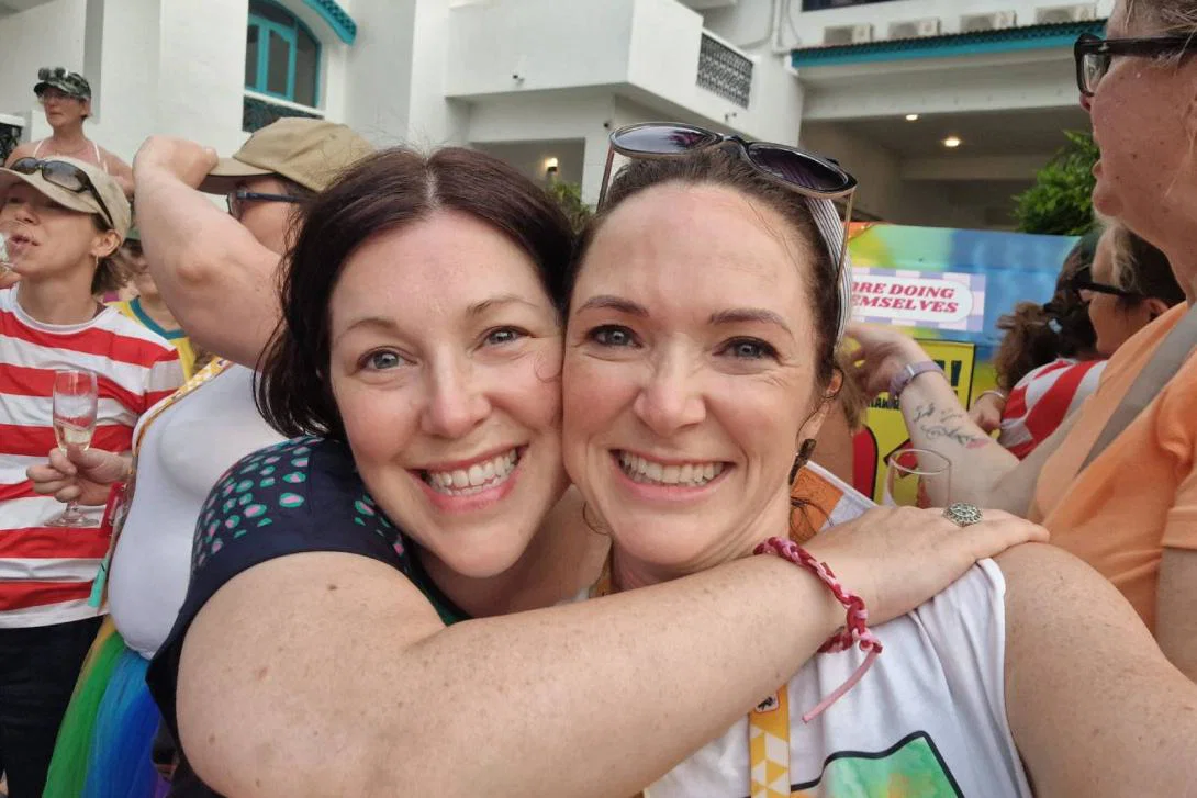 Jo O'Connell and her sister Lisa at the finish line in Goa Jo O'Connell and her sister Lisa at the finish line in Goa