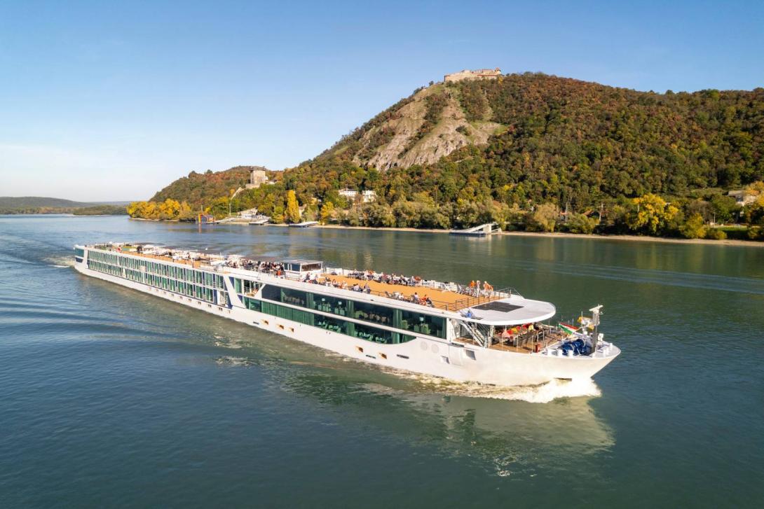 Tui Aria river cruise ship Tui Aria river cruise ship
