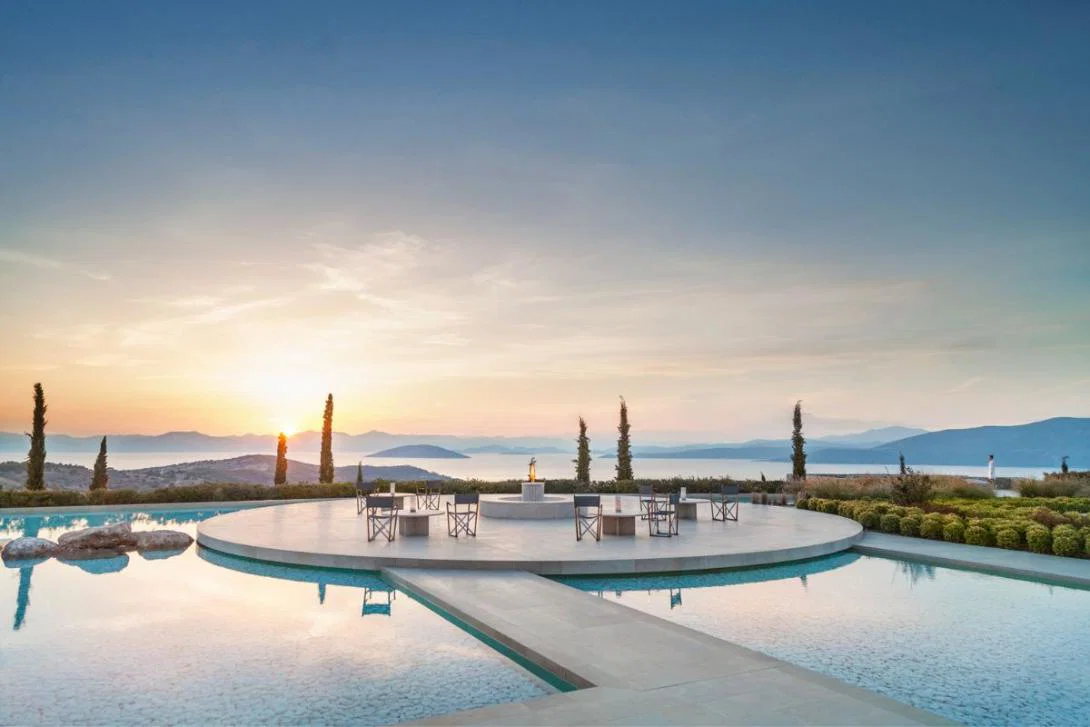 Infinity pool