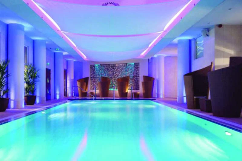 Client type: A small hen party, looking for a spa break