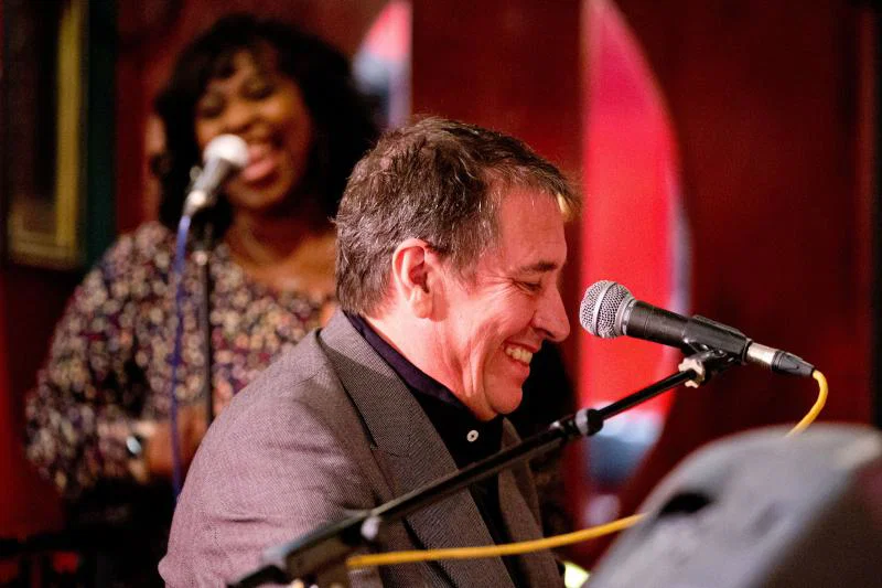 Jools: 'I'd be lost without my travel agent' 