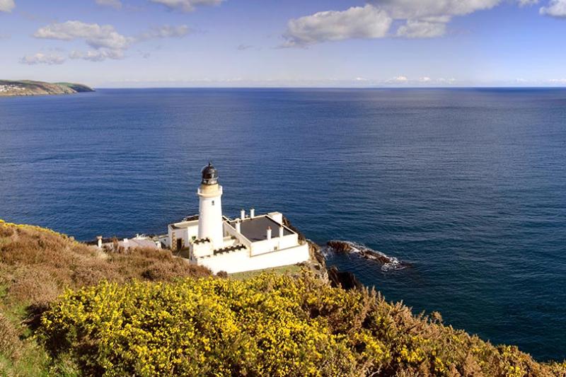 Why explore the British Isles with Hurtigruten?