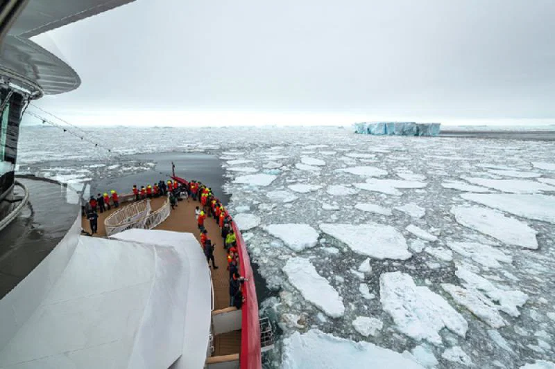 Polar exploration: Smooth sailing, or a journey too far?