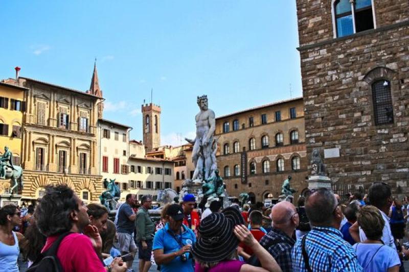Florence Italy Overtourism iStock-1439137849 (Credit: iStock)
