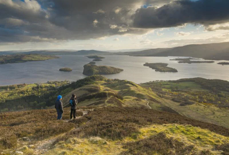Walkers on Conic Hill VisitScotland Kenny Lam.jpg