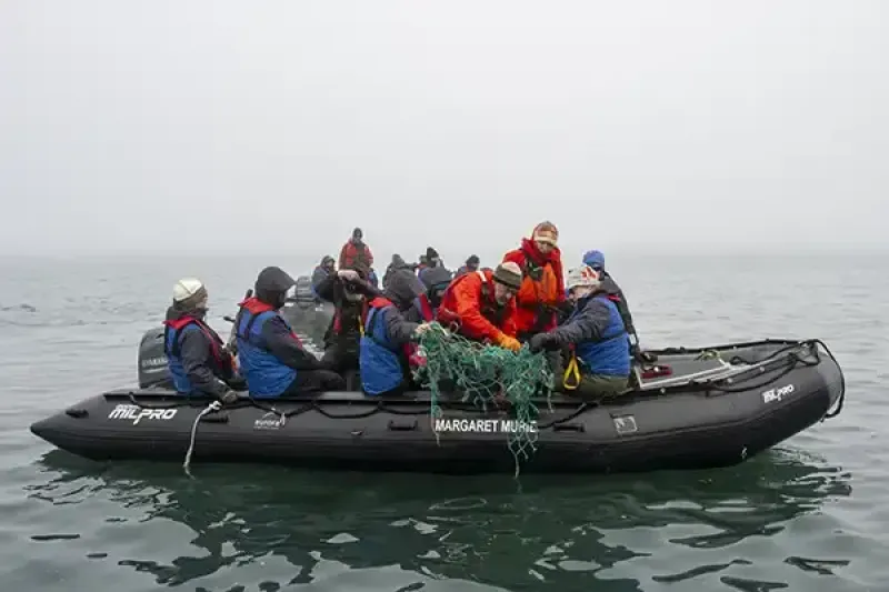 A clean-up mission in Svalbard with AE Expeditions (part of Aurora Expeditions) 