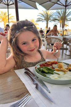 Iberostar Waves Gaviotas Park buffet 