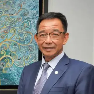 Sarawak Tourism Board’s minister for tourism, creative industry and performing arts, Yang Berhormat Dato Sri Haji Abdul Karim Rahman Hamzah. 